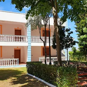  Apartment Gridi- Me Qera